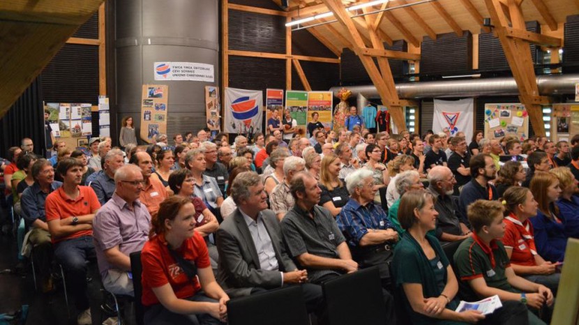 Das Publikum lauschte der Podiumsdiskussion auf dem Gurten.