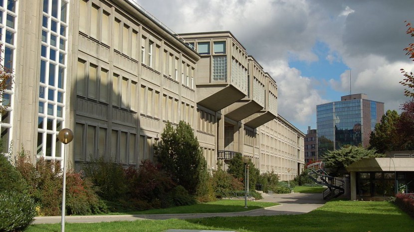 Die Universität Freiburg.