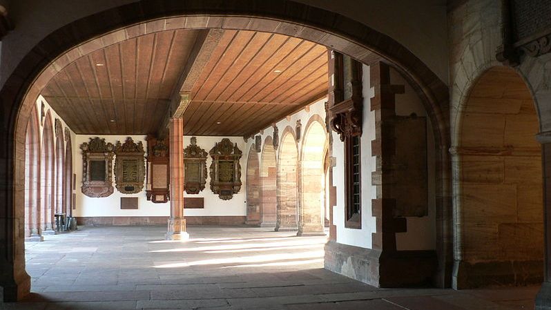 Der Kreuzgang des Basler Münsters.