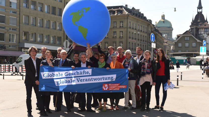 Die Lancierung der Konzernverantwortungsinitiative am 21. April in Bern.