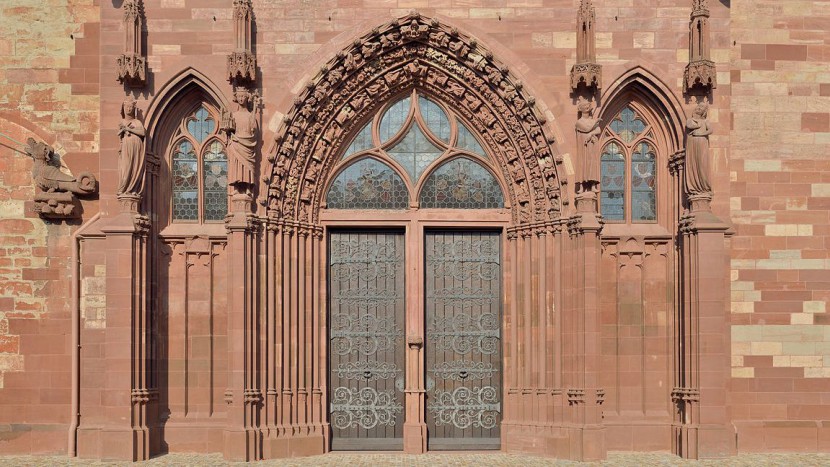 Das Portal des Basler Münsters.