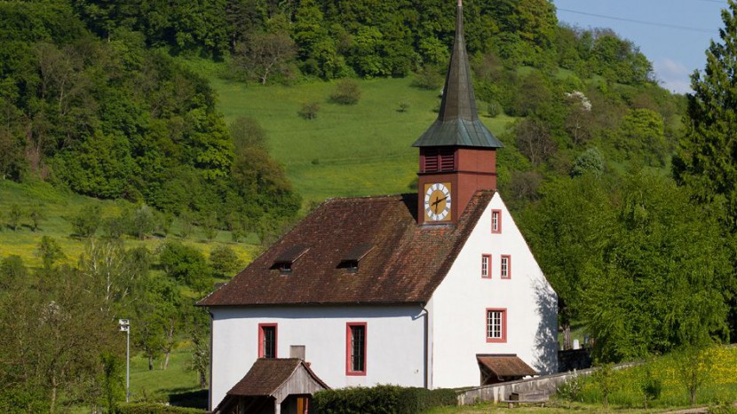 Mitglieder gewinnen und halten ist wichtig für die Kirchgemeinden. Im Bild die reformierte Kirche von Wintersingen, Kanton Baselland.
