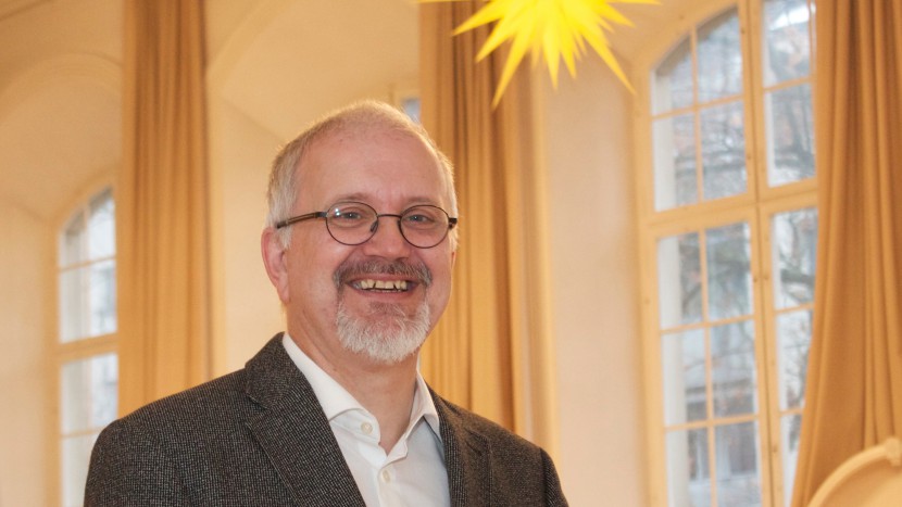 Wegweiser für 2016: «Die Losungen sind Gottes Wort an uns», meint Volker Schulz, Pfarrer der Herrnhuter Brüdergemeine.
