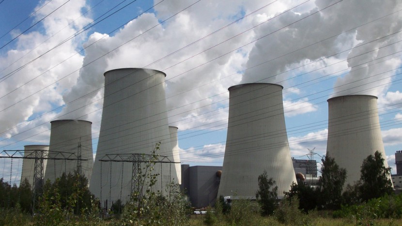 Die Kirchen kritisieren den neuen Klimavertrag, der den CO2-Ausstoss verringern, jedoch die Menschenrechte ausser Acht lässt.