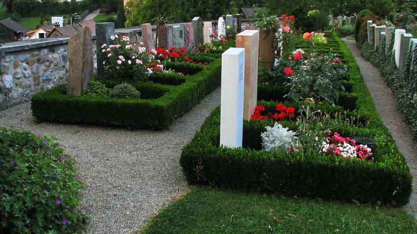 Der Friedhof bei der Alten Kirche in Zürich-Witikon.