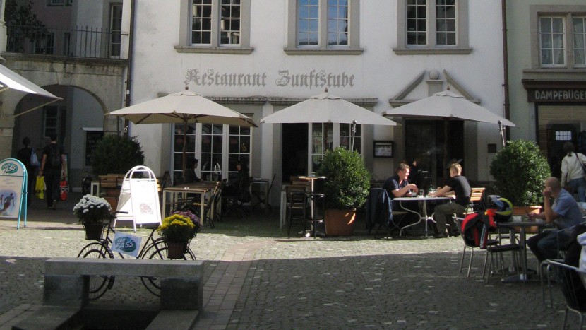 Im Kanton Aargau gelten an hohen Feiertagen weiterhin eingeschränkte Öffnungszeiten für Gastbetriebe. Im Bild das Restaurant Zunftstube in Aarau.