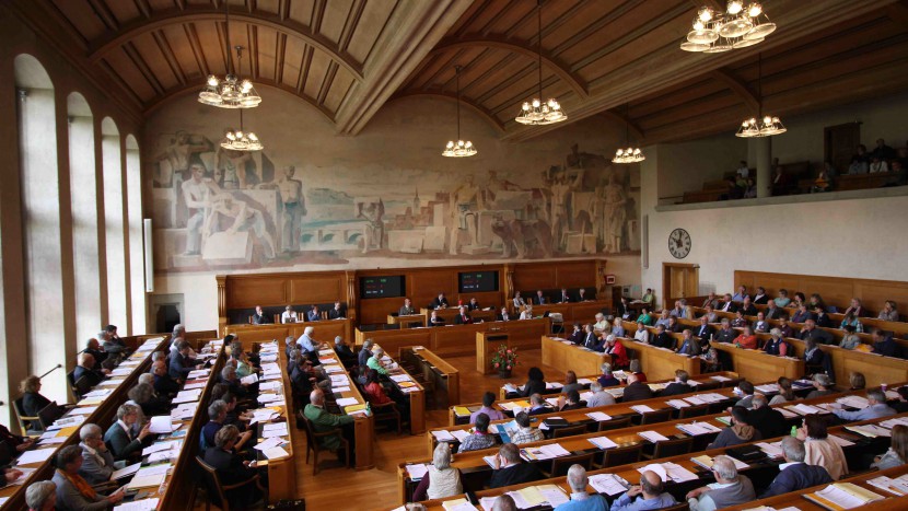 An der Sommersynode im Berner Rathaus lief es wie am Schnürchen - die Synodalen waren in fast allem einer Meinung.