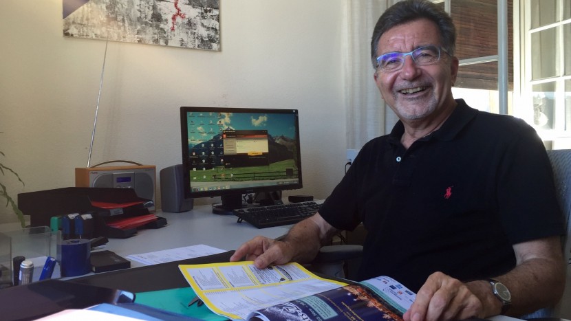 «Die Kirche ist ein Organismus wie jeder andere. Da gibt es Komik, Witz und Pointen»: Roger Thiriet in seinem Büro beim Basler Münster.