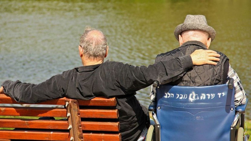 64 Millionen Pflegestunden leisteten Angehörige 2013 in der Schweiz.