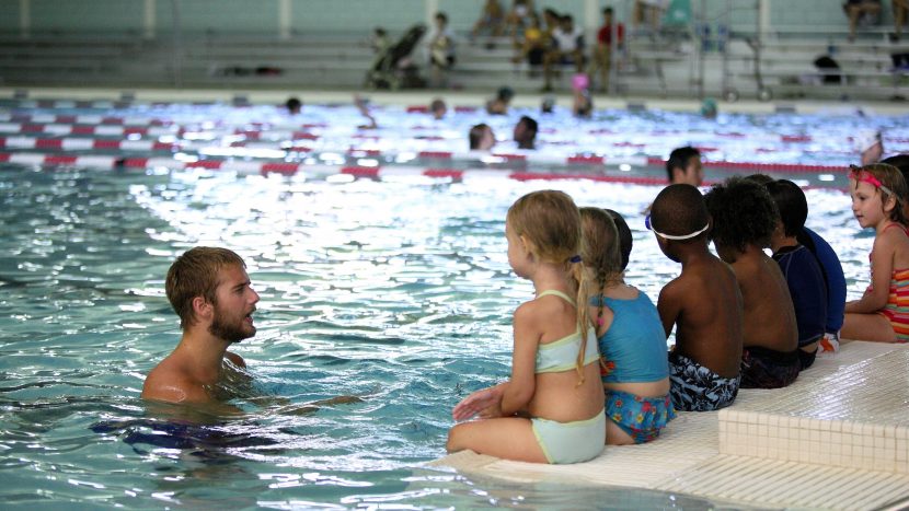 Beim Schwimmunterricht spiele die soziale Komponente eine wichtige Rolle, argumentiert der Gerichtshof.