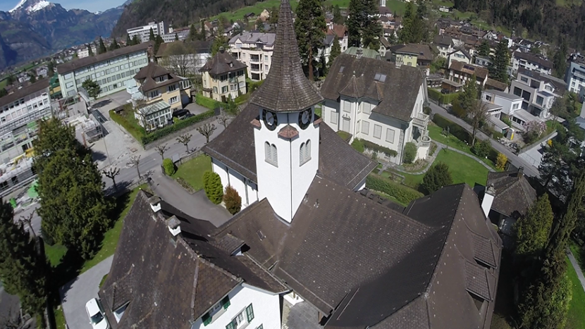 Die Evangelisch-Reformierte Landeskirche Uri ist etwa so gross wie eine mittlere Kirchgemeinde in traditionell reformierten Kantonen. Bild: Reformierte Kirche Altdorf.