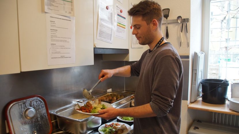 Im Christuszentrum entstehen aus den entsorgten Lebensmitteln vollwertige Mahlzeiten.