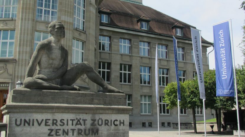Quest-Studierende können ihr Studium an den Universitäten Zürich und Basel bald mit einem Master abschliessen.