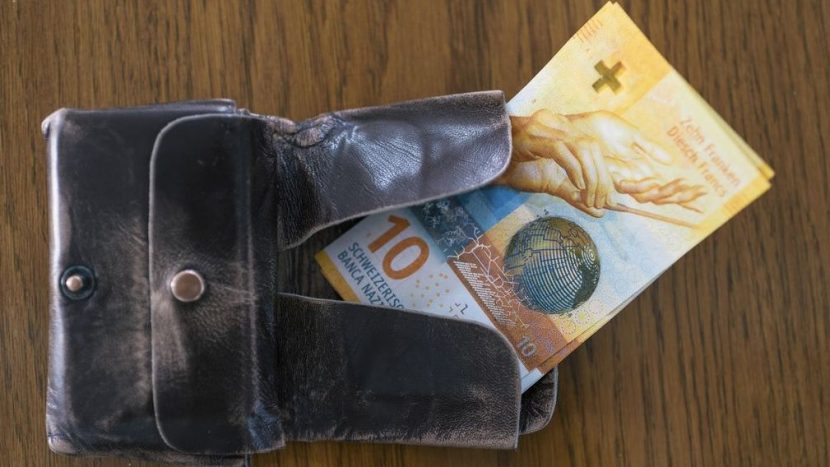 Sozialhilfebezüger im Kanton Bern erhalten künftig 8 Prozent weniger Grundbedarf.